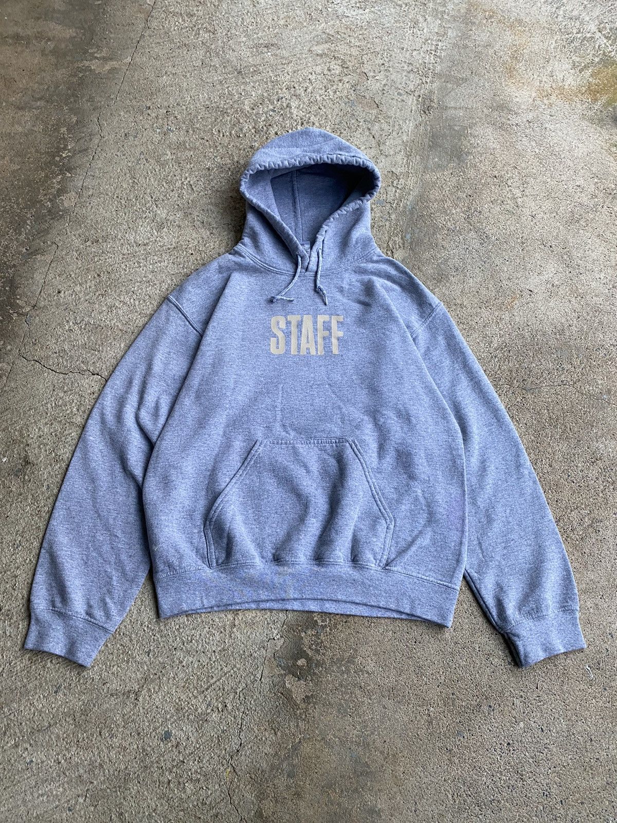 Justin Bieber × Vintage Vintage Justin Bieber Purpose Tour Staff Hoodie Size US S / EU 44-46 / 1 - 3 Thumbnail