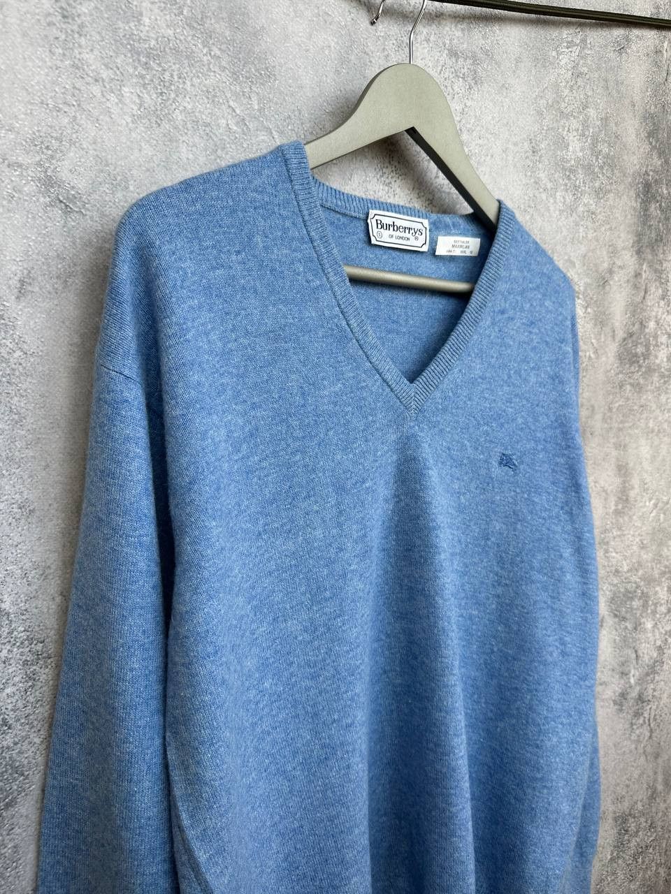 Burberry Burberrys Vintage 90s V-Neck Angora Wool Sweater Jumper Size US L / EU 52-54 / 3 - 3 Thumbnail