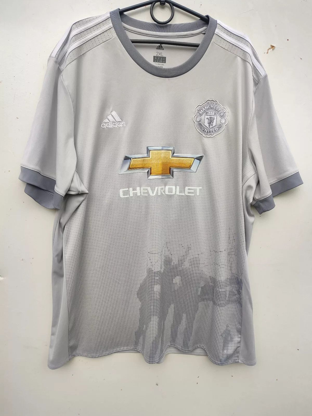 Adidas MANCHESTER UNITED 2016/17 THIRD FOOTBALL Kit SHIRT SOCCER Size US XXL / EU 58 / 5 - 14 Thumbnail