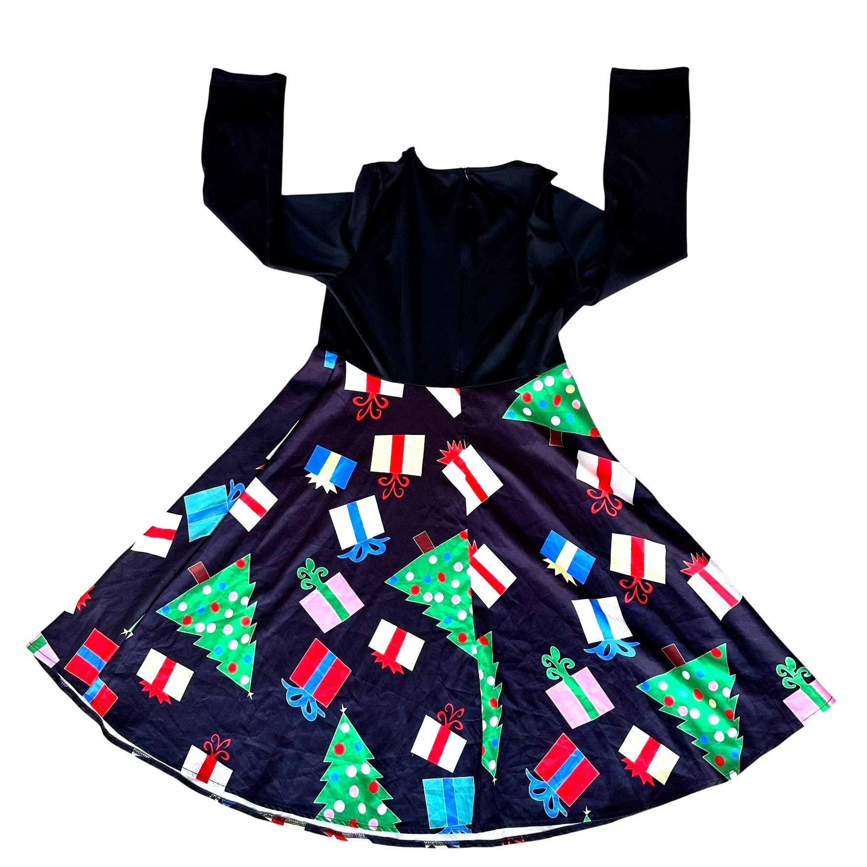 Other NWT Sucrefas Christmas Dress XXL Black Holiday Christmas Tre Size XXL / US 16-18 / IT 52-54 - 1 Thumbnail