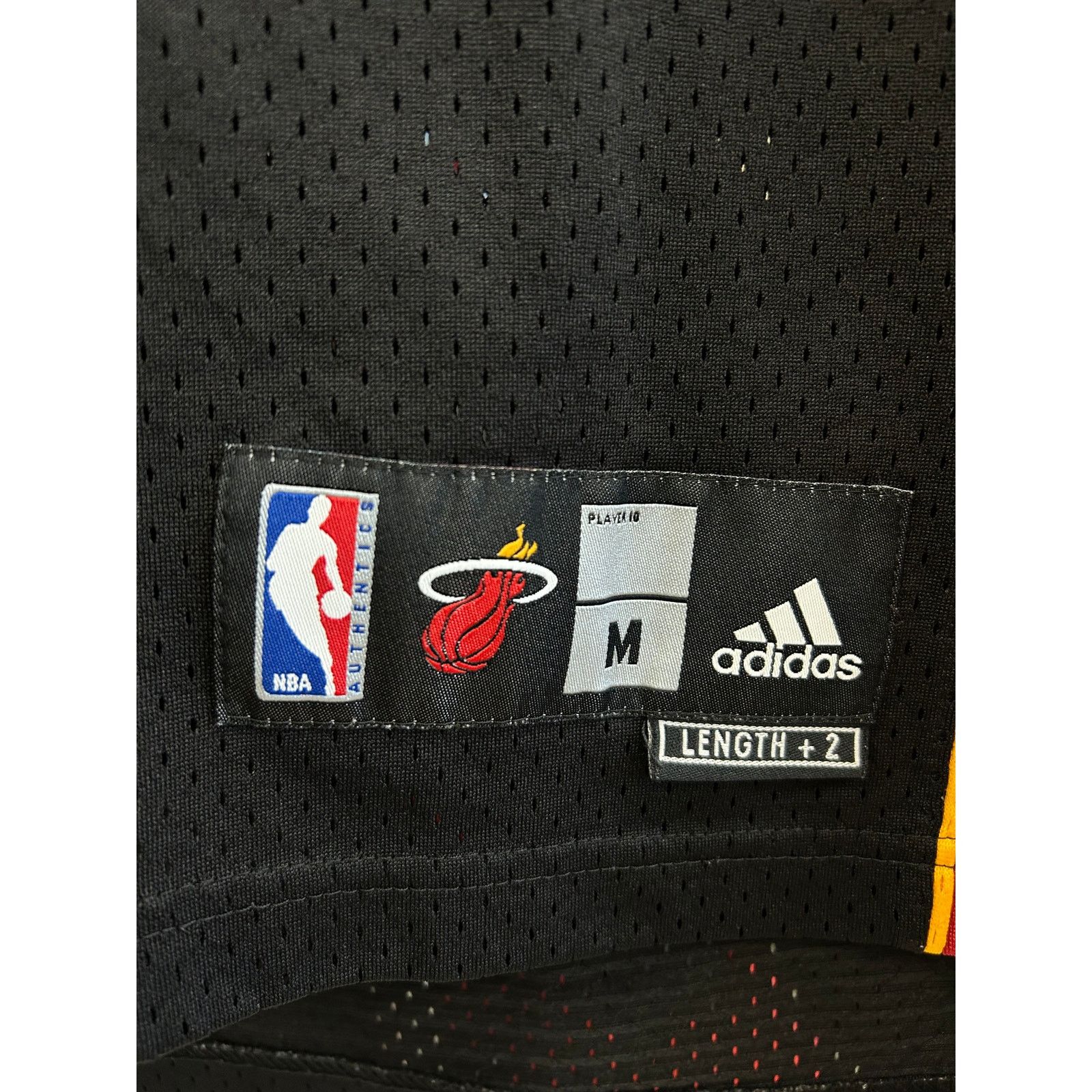 Adidas Adidas Miami Heat Dwyane Wade 3 Jersey size Medium M B12 Size US M / EU 48-50 / 2 - 6 Thumbnail