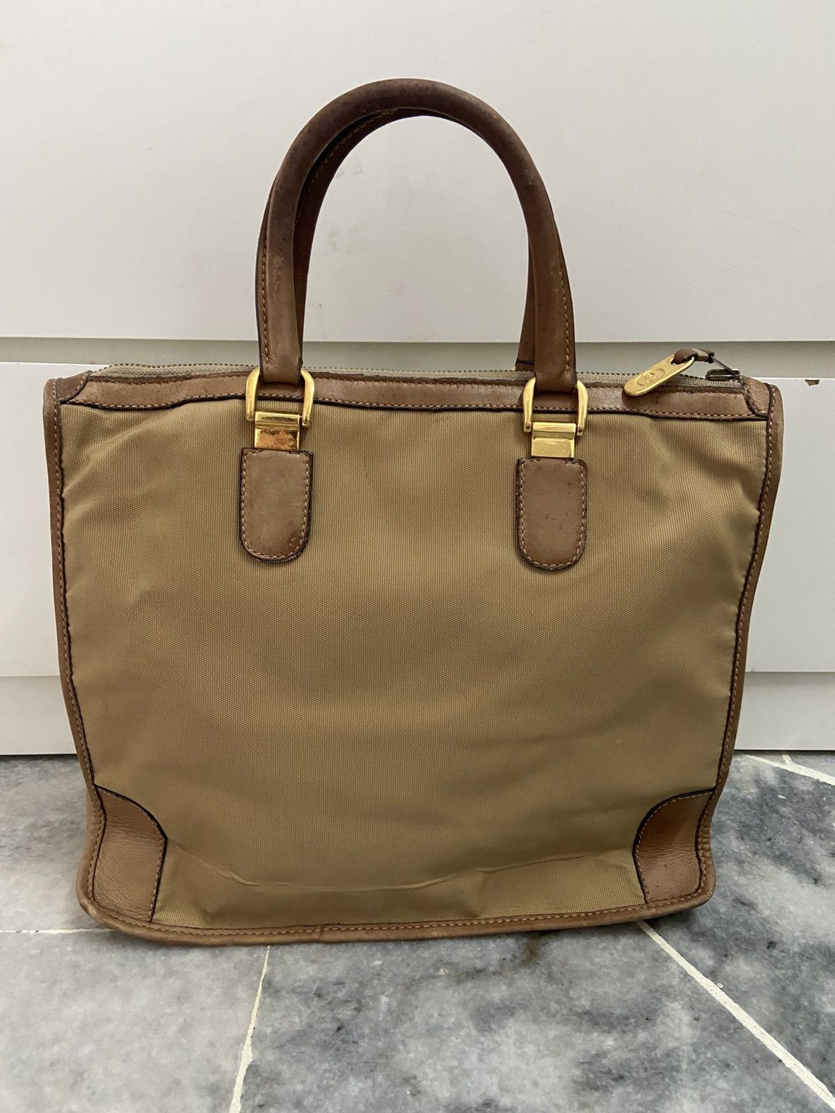 Gucci Vintage Gucci Monogram Canvas GG Leather Bag Size ONE SIZE - 2 Thumbnail