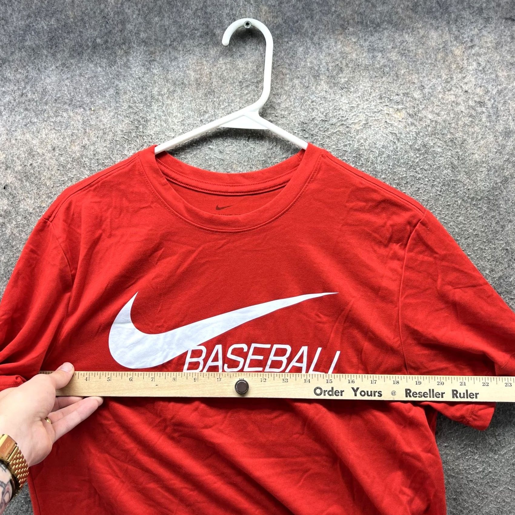 Nike Nike Baseball Shirt Mens Medium Red Dri-FIT Graphic Swoosh Tee Size US M / EU 48-50 / 2 - 6 Thumbnail