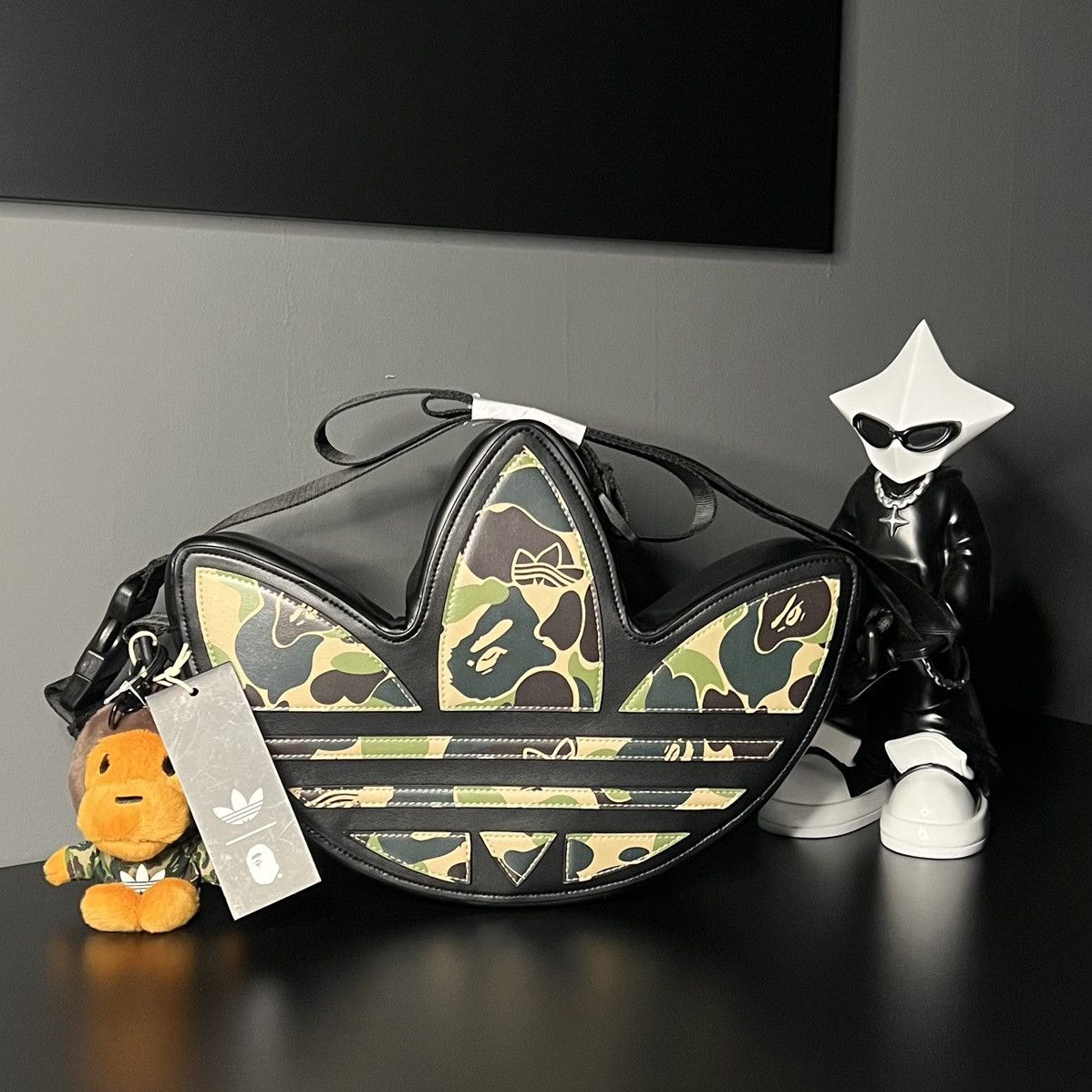 Other Adidas x Bape Trefoil Shoulder Bag Size ONE SIZE - 1 Thumbnail