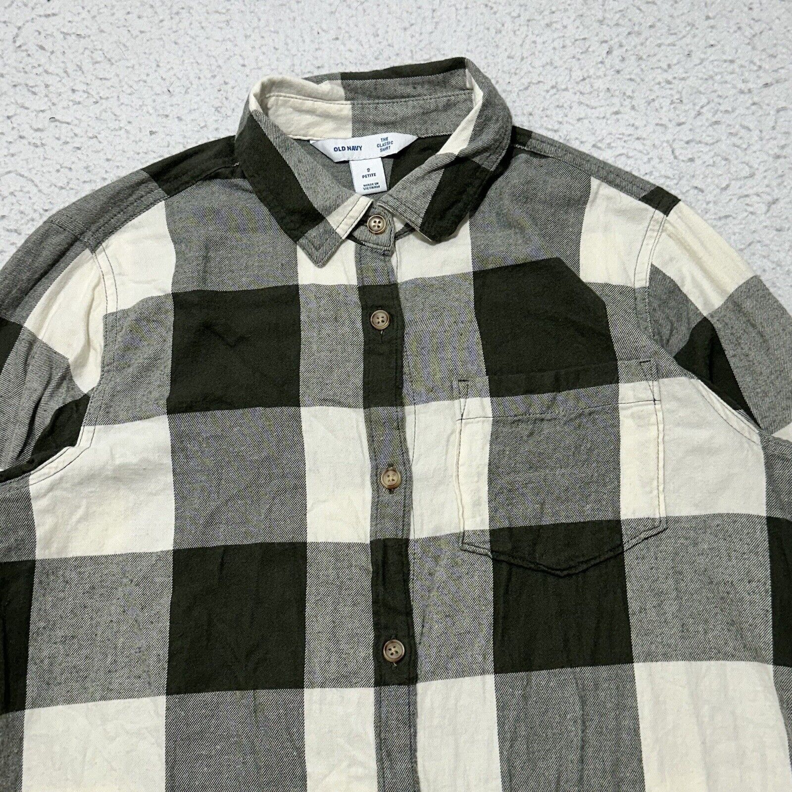 Old Navy Old Navy Petite Small Green White Plaid Button Down Shirt Size S / US 4 / IT 40 - 2 Thumbnail