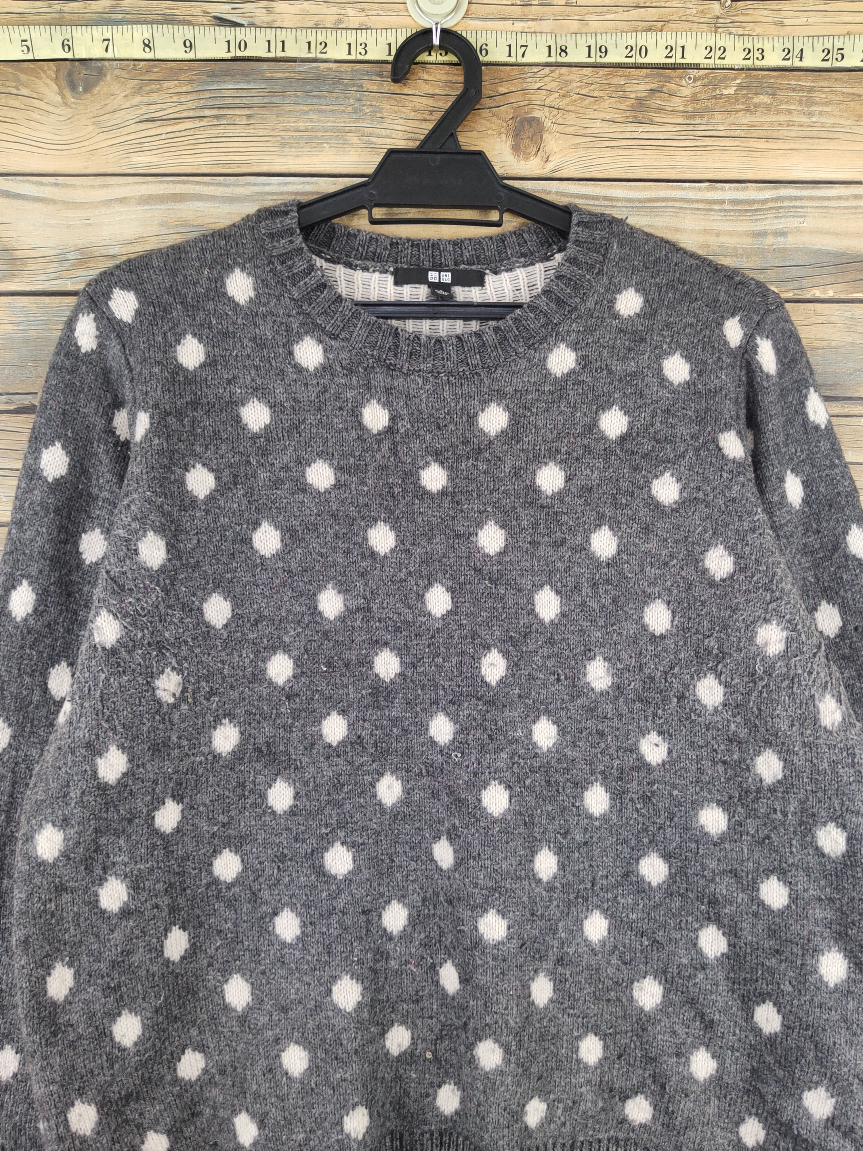 Vintage Uniqlo Dark Gray Polkadot Knitwear Sweatshirts #W2173 Size M / US 6-8 / IT 42-44 - 2 Thumbnail