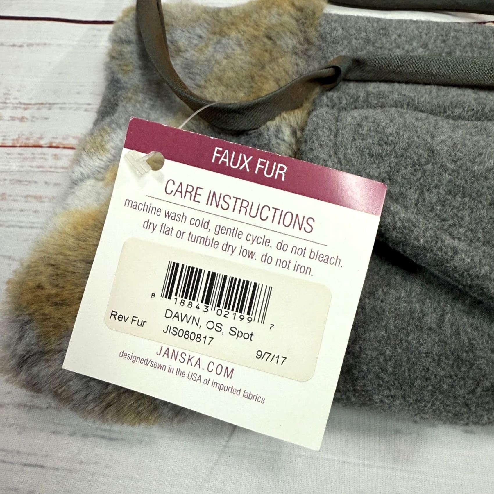Vintage Janska Womens Hat Scarf Purse Set One Size Faux Fur Gray Spotted New Size ONE SIZE - 4 Thumbnail