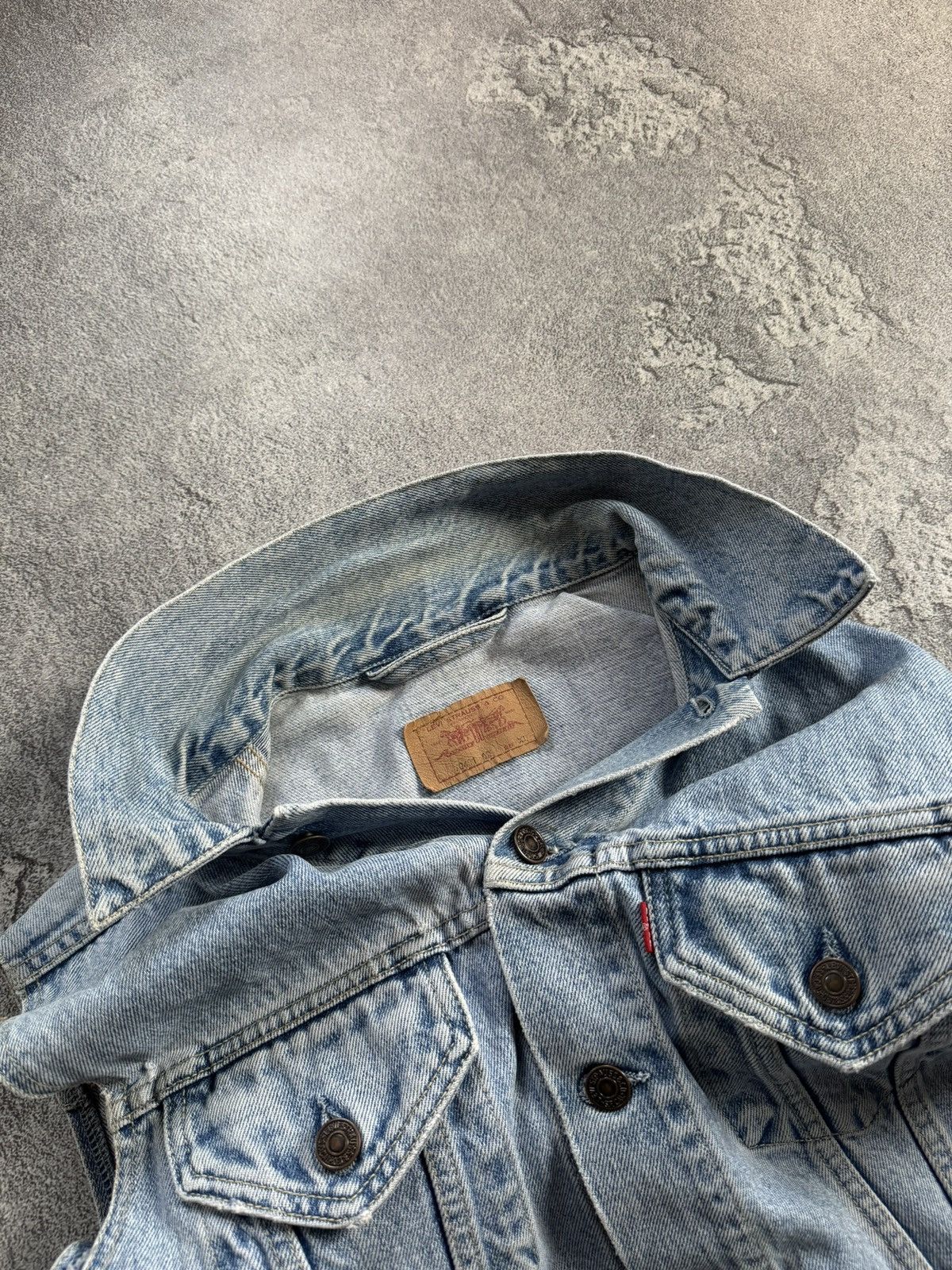 Levi's Vintage Clothing Levi’s XL 70401 02 1983 denim retro vest sleeveless jacket Size US XL / EU 56 / 4 - 4 Thumbnail