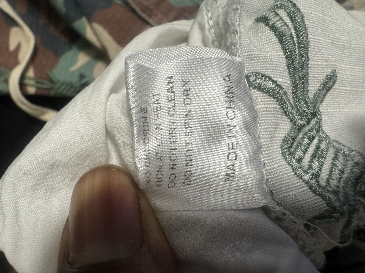 Vale Vale Lives Camo shorts Size US 36 / EU 52 - 6 Thumbnail