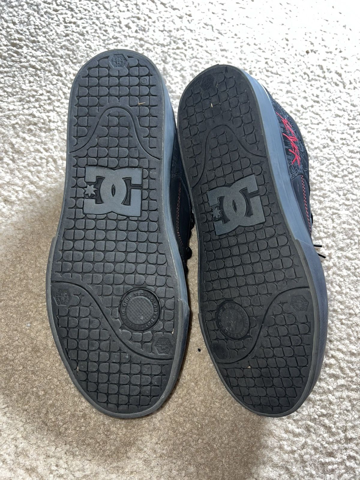 DC DC x Slayer Pure Skate Size US 13 / EU 46 - 6 Thumbnail