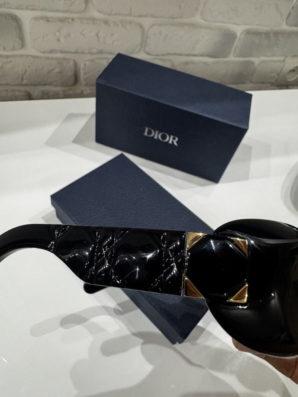 Dior Christian Dior "Lady" Black Oval Cat Eye Shield Sunglasses Size ONE SIZE - 10 Thumbnail