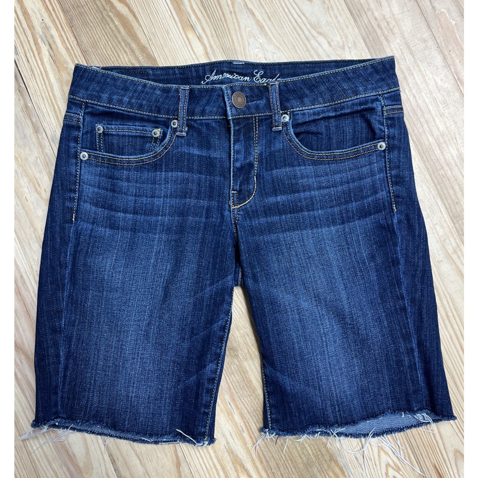 American Eagle Outfitters American Eagle Outfitters Jean Shorts Women’s 8 Distressed Size 30" / US 8 / IT 44 - 1 Thumbnail