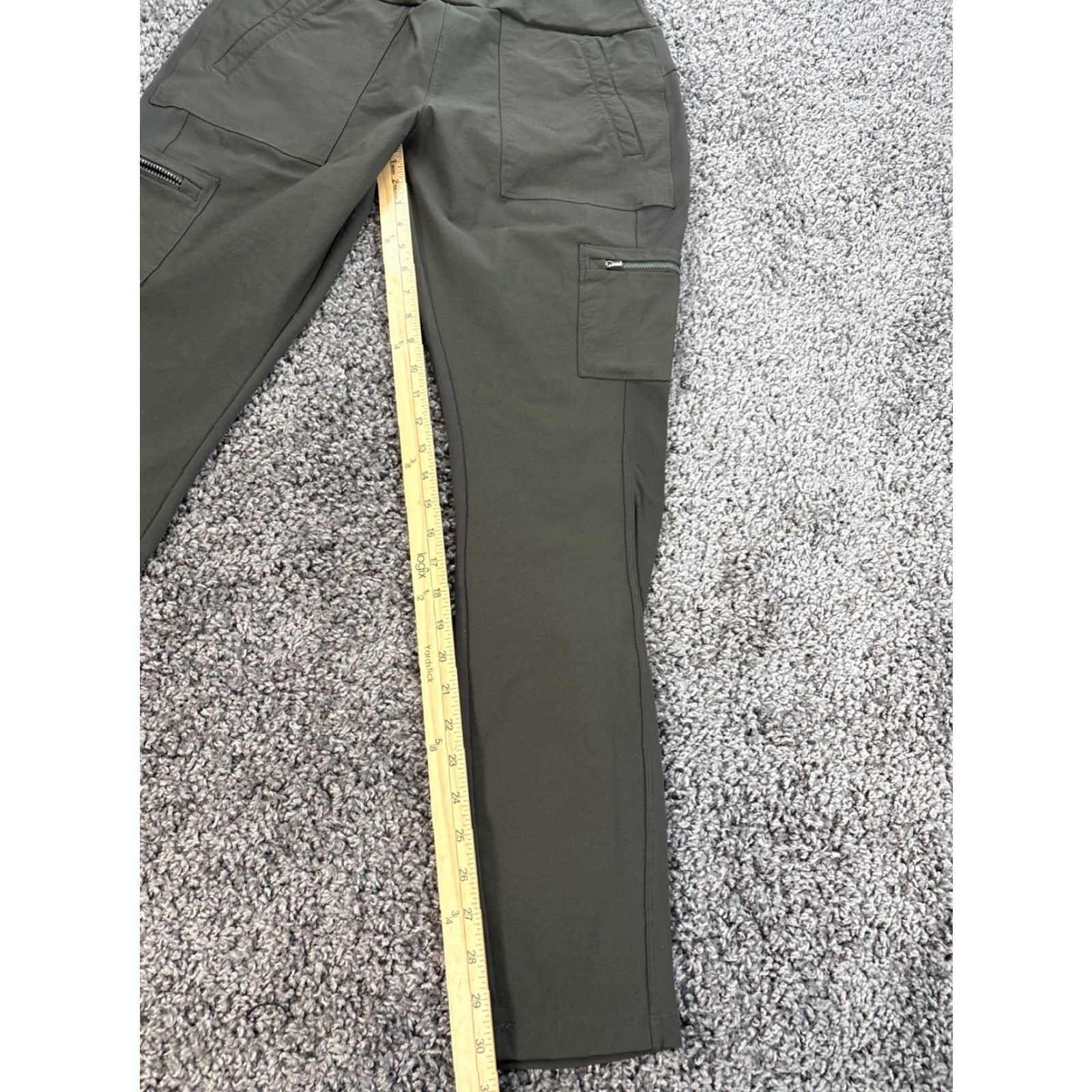 Athleta Athleta Pants Womens 14T Gray Legging Nylon Blended Fabric Ankle Elastic Waist Pockets Gym Training Running Yoga High Rise Cargo Headlands Hybrid Size 36" / US 14 / IT 50 - 2 Thumbnail