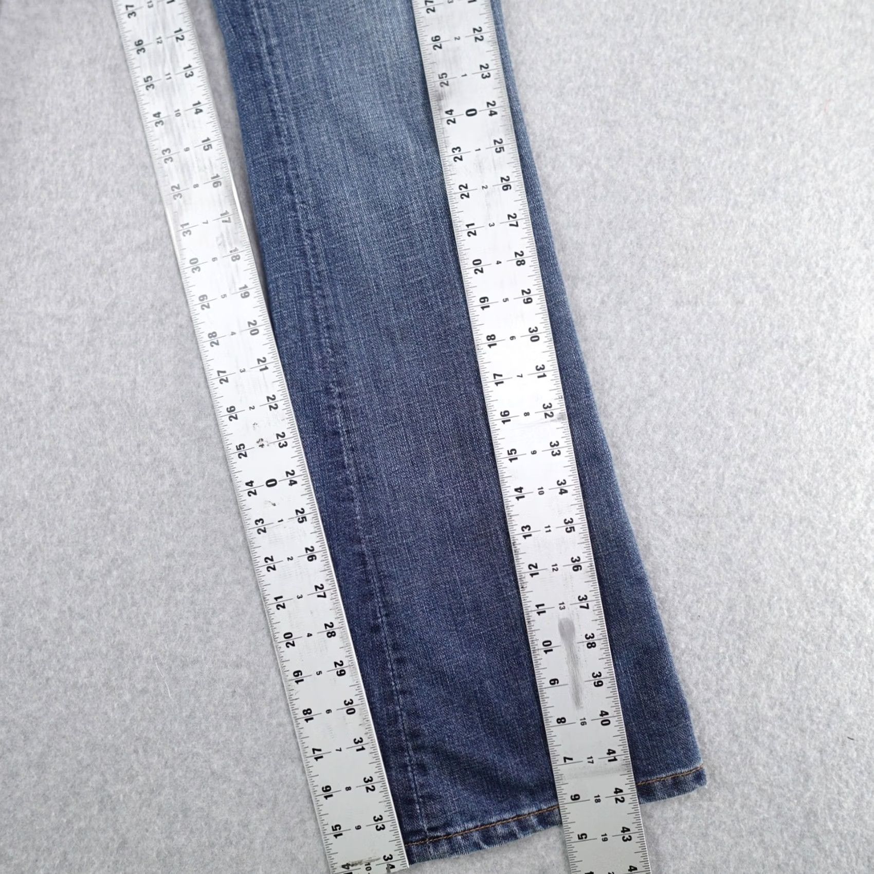 Vintage People of the World Jeans 29 (29X34) Embroidered Peacock Floral Blue Denim 5-Pocket Bootcut Women Adults Jeans Size 29" - 7 Thumbnail