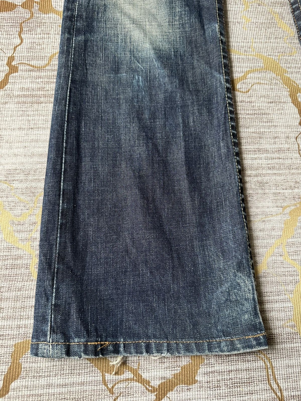 Levi's Vintage Clothing FLARE Levi’s 507 Distressed Denim Size US 31 - 6 Thumbnail