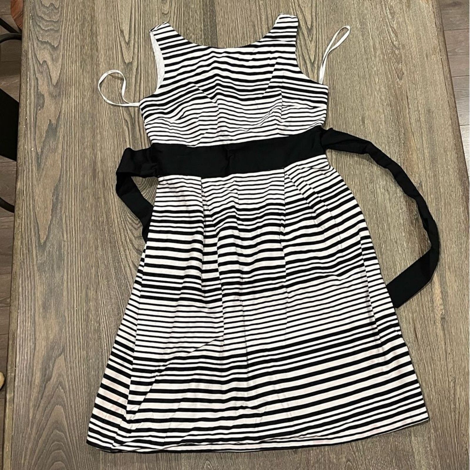 Vintage AB Studio Womens Striped Dress Knee Length Size 10 Size L / US 10 / IT 46 - 1 Thumbnail