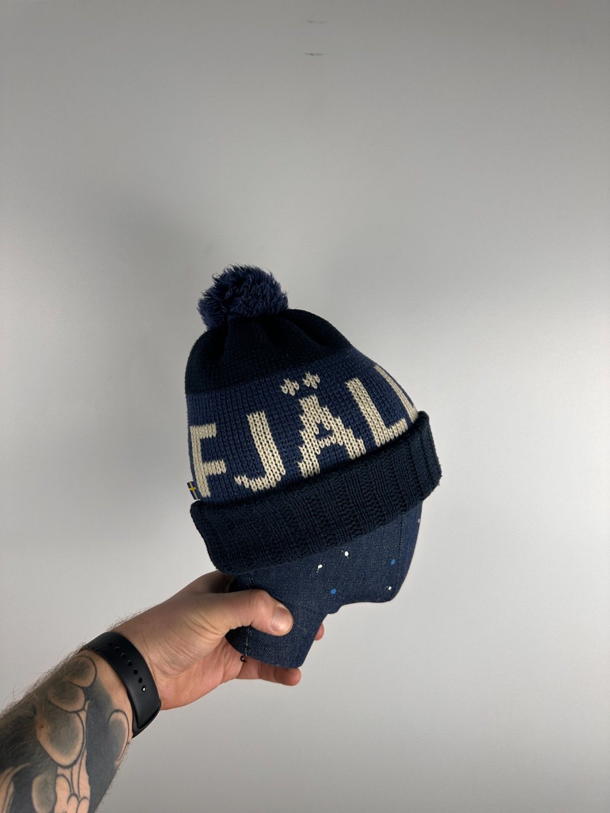 Fjallraven Fjallraven Pom Hat Blue White One Size Size ONE SIZE - 4 Thumbnail
