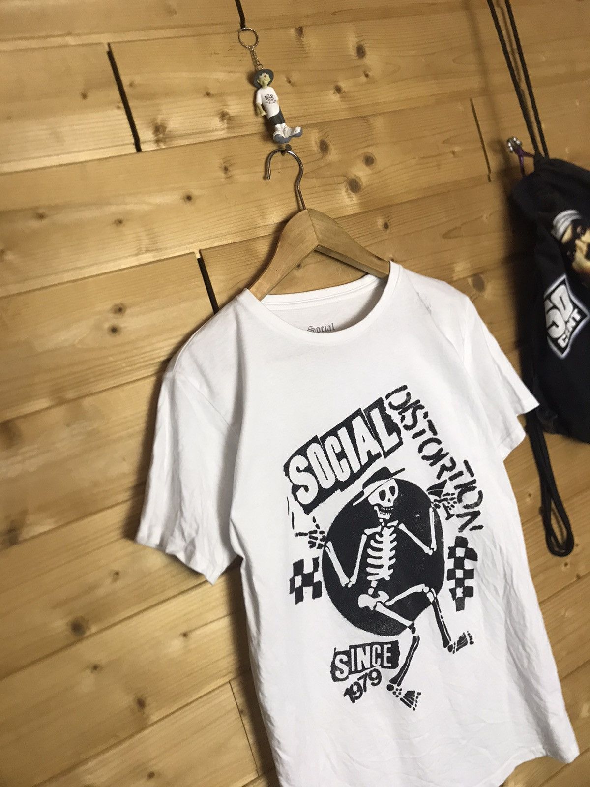 Band Tees Social Distortion skeleton t-shirt Size US M / EU 48-50 / 2 - 2 Thumbnail