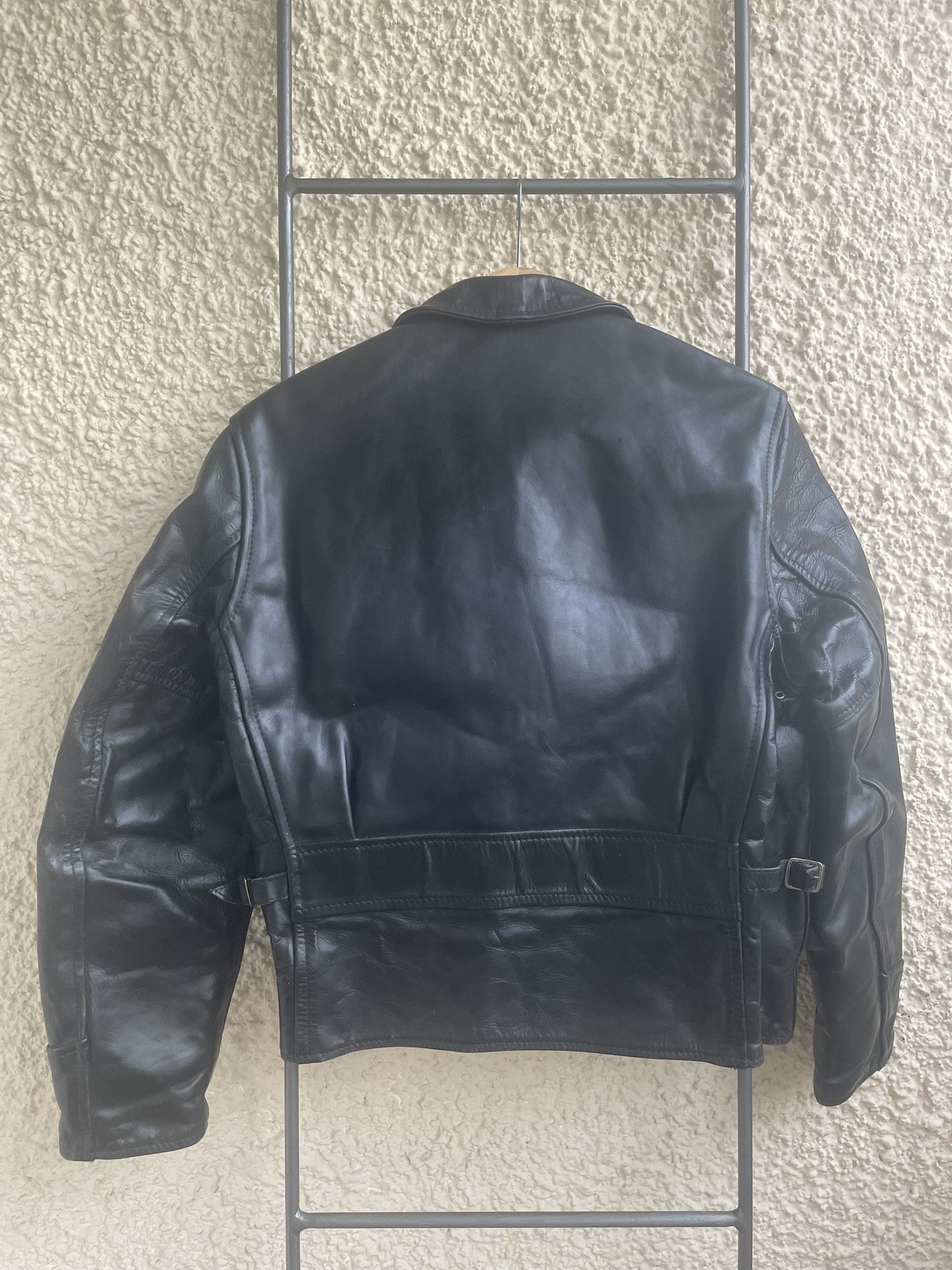 Aero Leathers Aero Leather half belt horsehide leather jacket Size US S / EU 44-46 / 1 - 2 Thumbnail
