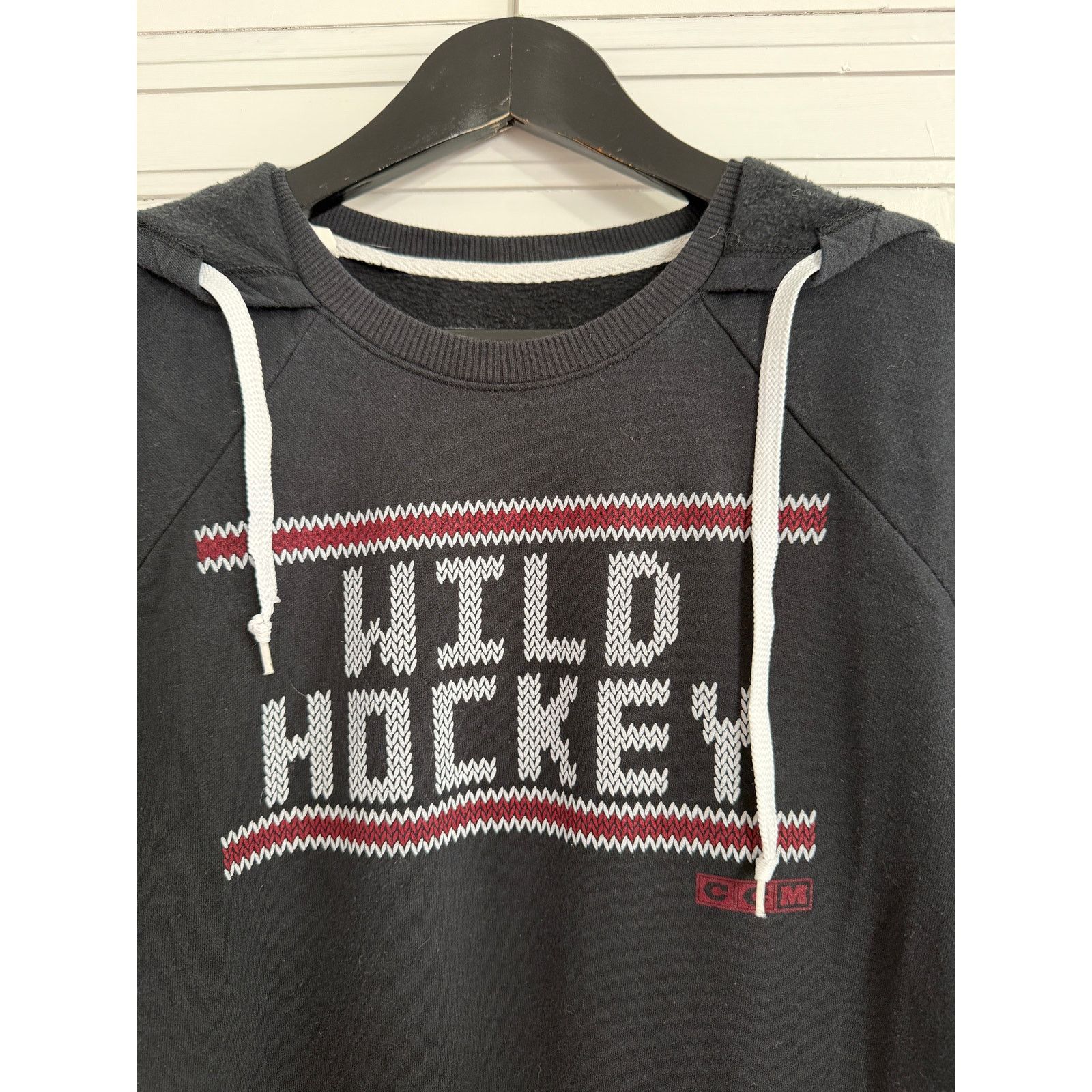Ccm Minnesota Wild Women's Long Hoodie Sweatshirt Size Medium Size M / US 6-8 / IT 42-44 - 2 Thumbnail