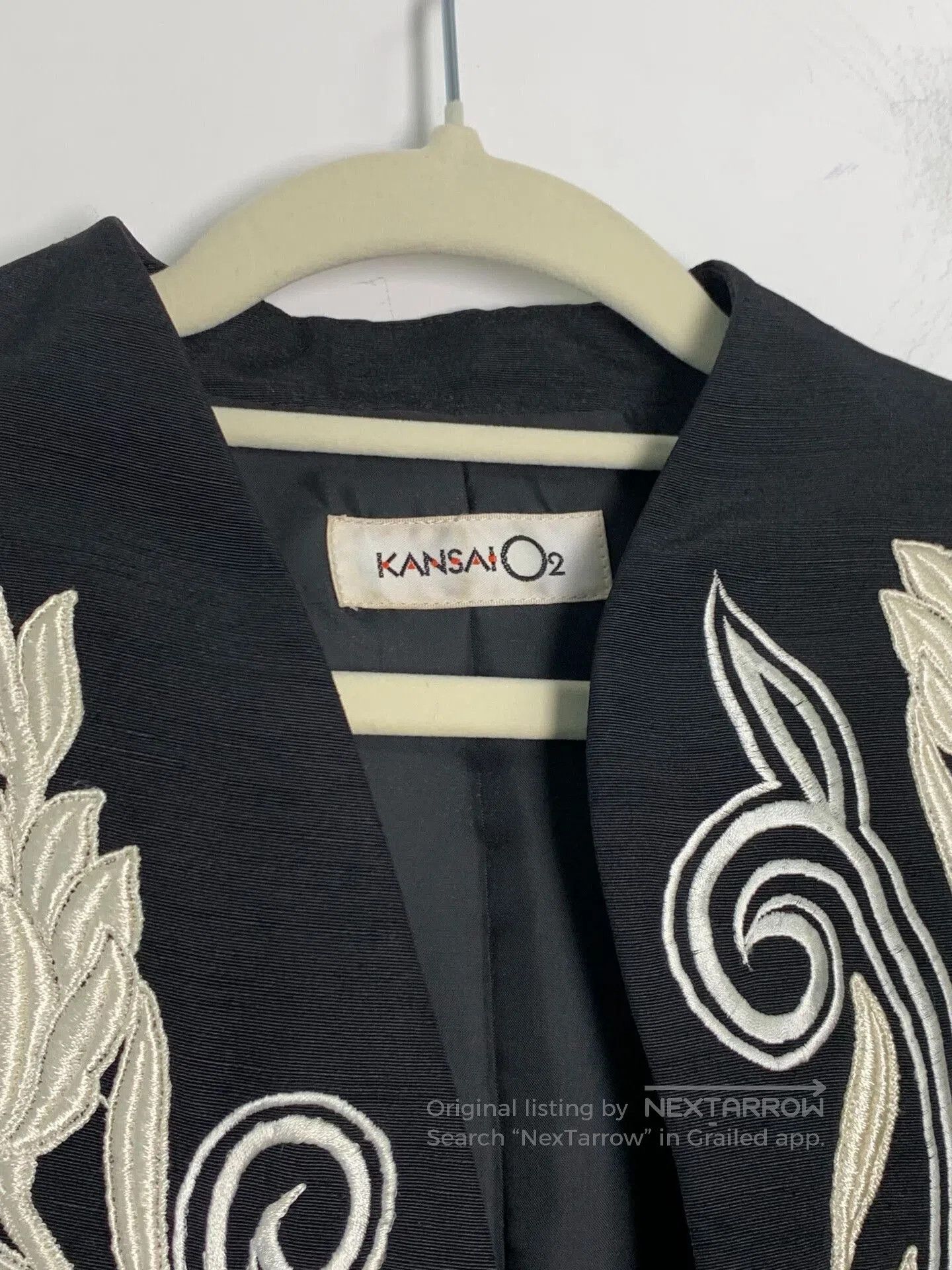 Kansai Yamamoto Asymmetrical Embroidered Jacket by Kansai Yamamoto. Size M / US 6-8 / IT 42-44 - 3 Thumbnail
