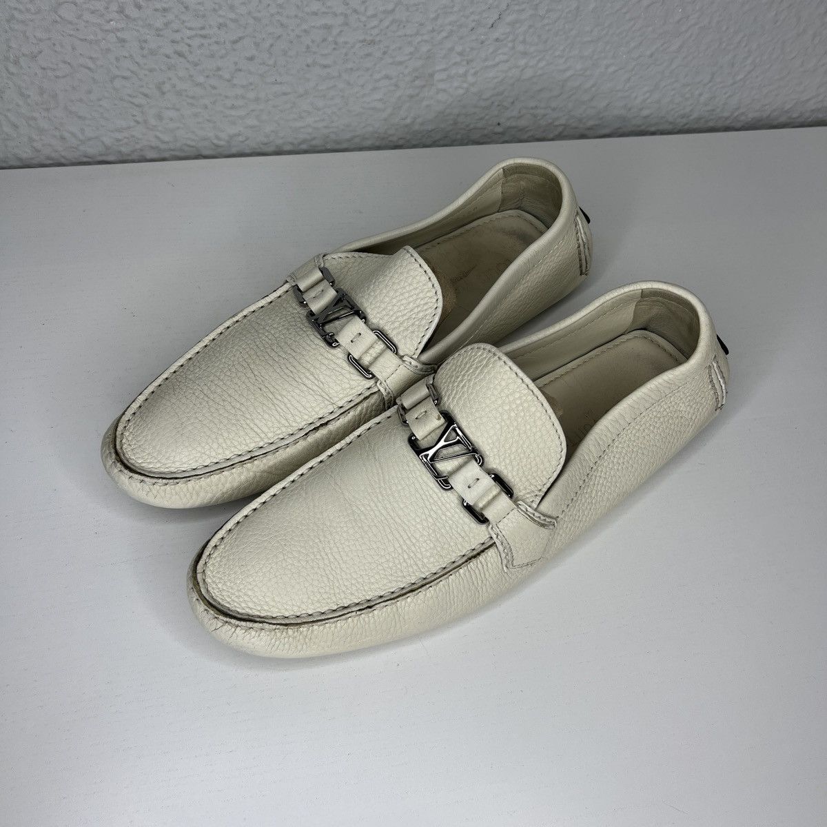 Designer × Louis Vuitton Louis Vuitton Hockenheim Moccasin Loafers Leather Shoes 9 LV Size US 9 / EU 42 - 2 Thumbnail