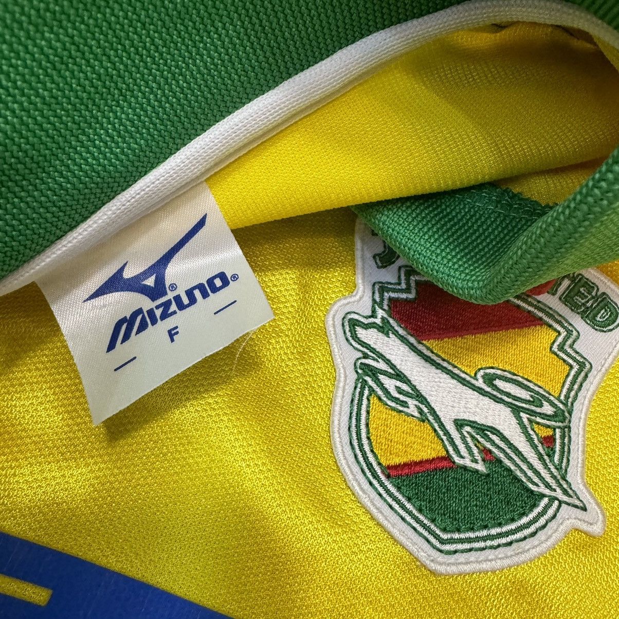 Japanese Brand × Mizuno JEF United 99/00 home shirt #11 with signature Size US L / EU 52-54 / 3 - 13 Thumbnail