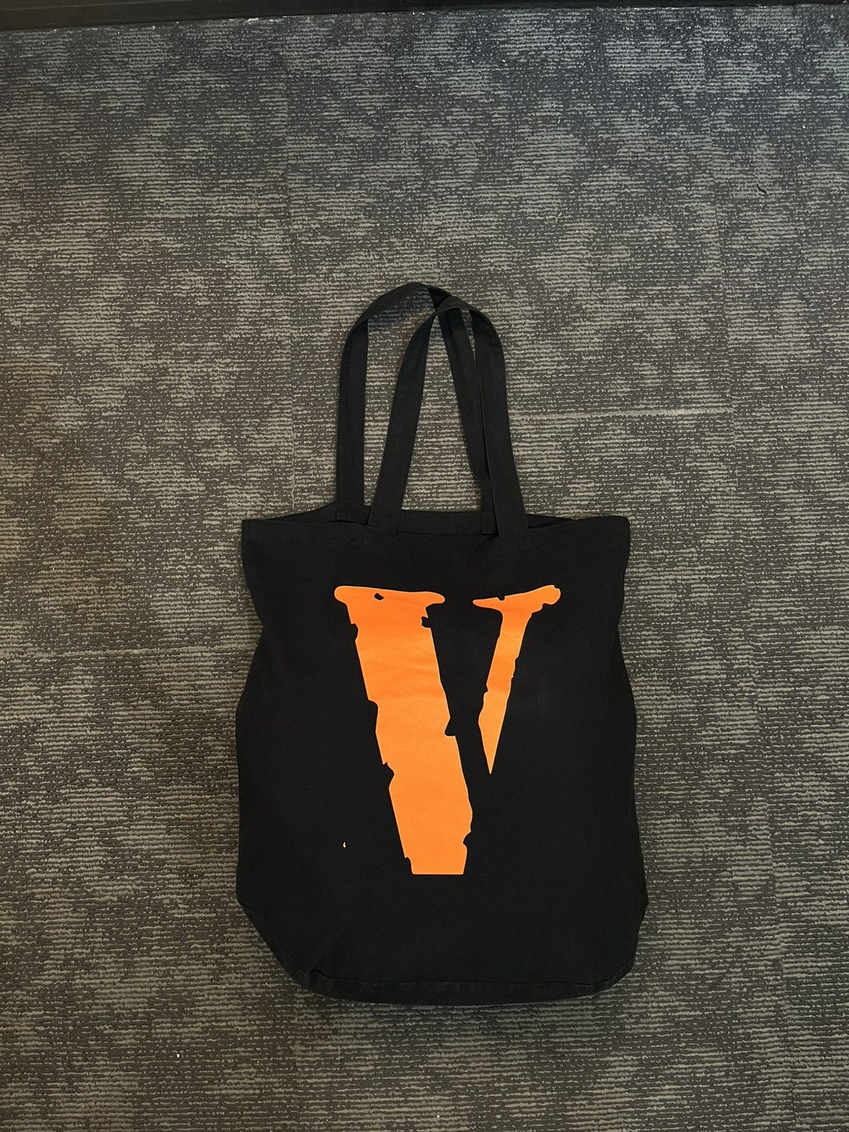 VLONE(ヴィーロン) / トートバッグ/キャンバス/BLK | 中古品の