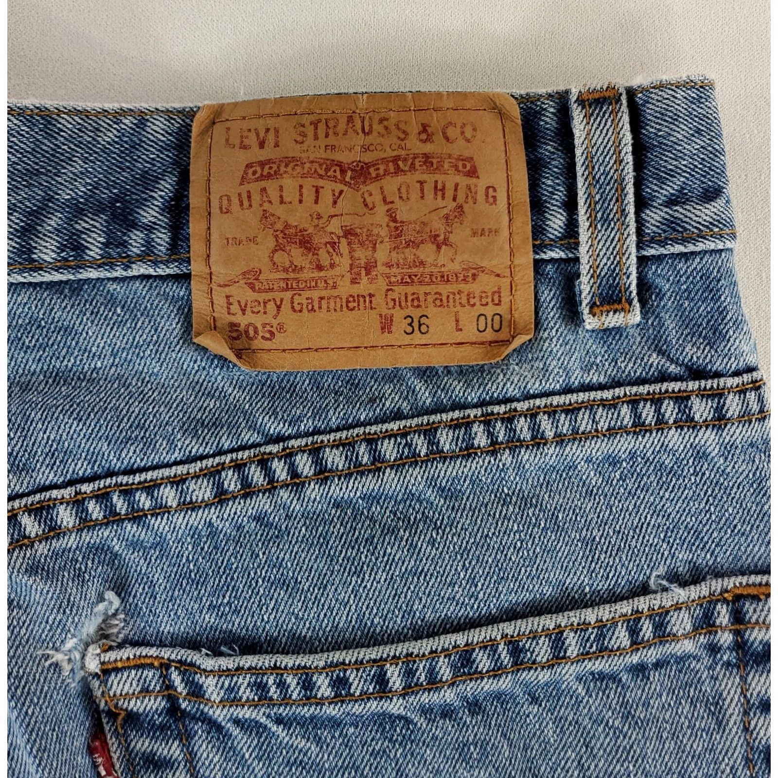 Levi's VINTAGE Levi's 505 VTG 90s Jean Shorts Blue Regular Fit 36 Mens 8.5 Inseam Jorts Size US 36 / EU 52 - 3 Thumbnail