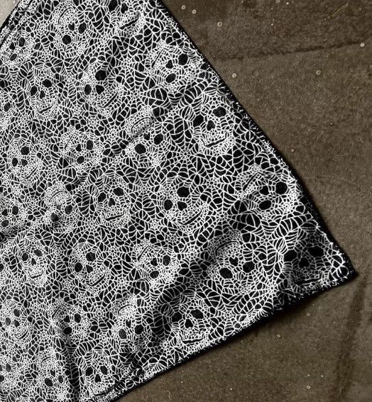 Number (N)ine Number (N)ine 05SS Skull Spider Bandana Size ONE SIZE - 6 Thumbnail