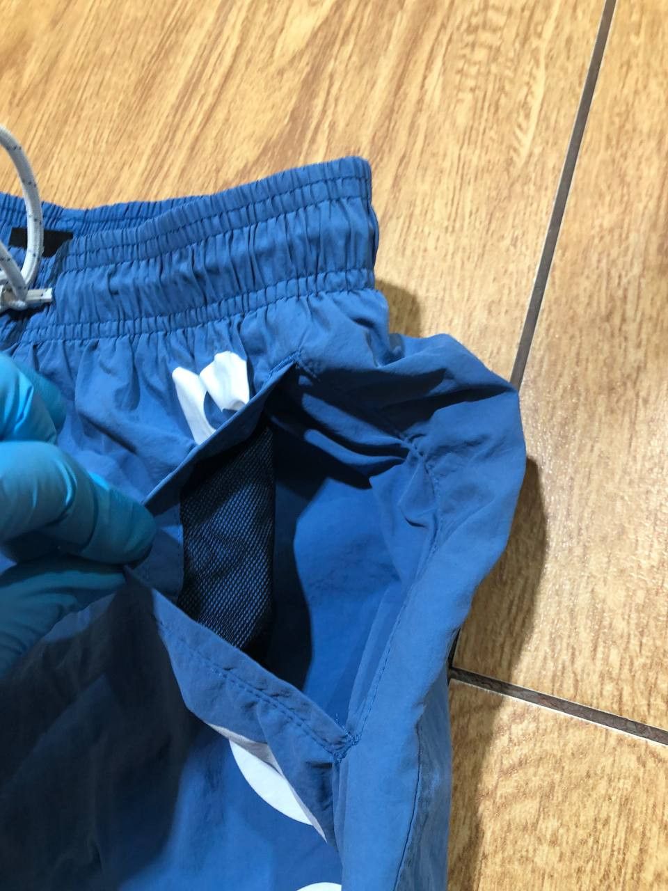 Hugo Boss Vintage Hugo Boss Big Y2K Logo Blue Shorts Size XS Size US 26 / EU 42 - 8 Thumbnail