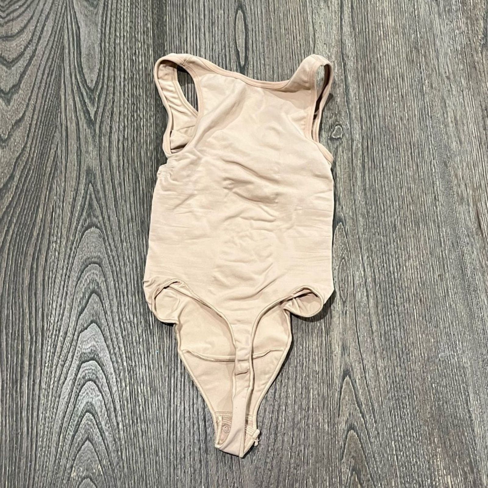 SKIMS NWOT Skims Shapewear Seamless Sculpt Brief Thong Bodysuit S Size ONE SIZE - 4 Thumbnail