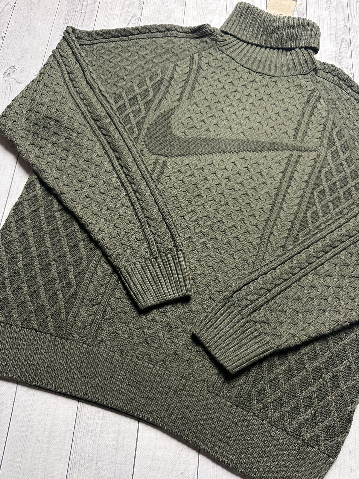 Vintage Vintage Nike turtleneck big logo swoosh size : S,M,L Size US L / EU 52-54 / 3 - 4 Thumbnail