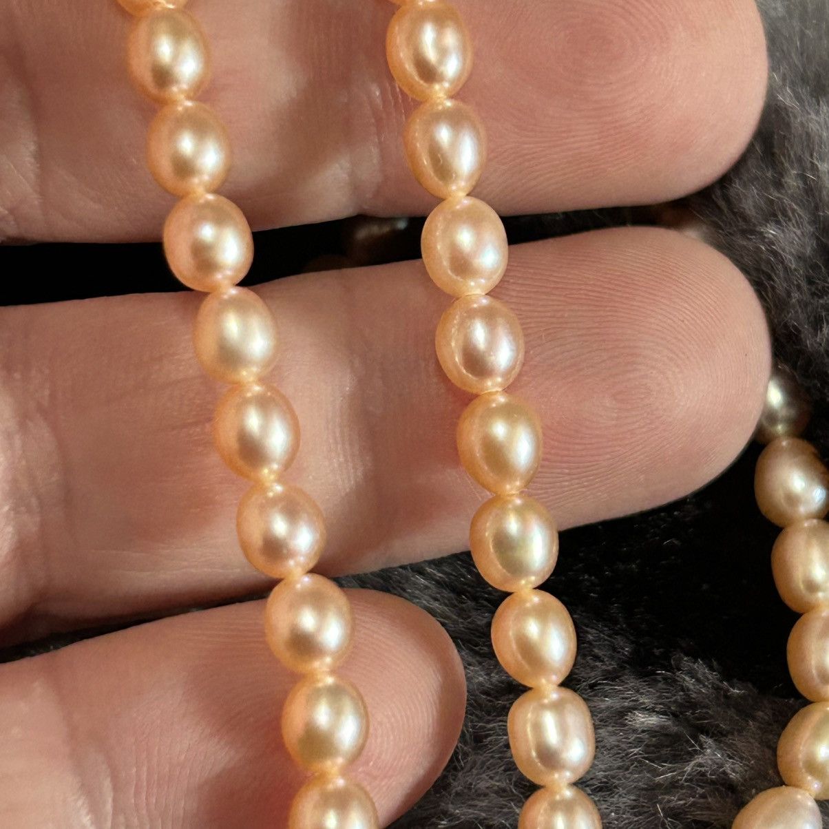 Vintage Vintage 70s elegant light peach genuine pearl necklace Size ONE SIZE - 6 Thumbnail