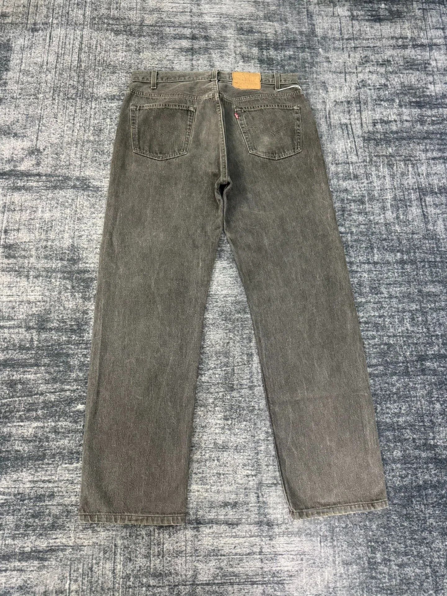 Vintage Vintage Levi's 501 90s USA Jeans. Size US 35 - 5 Thumbnail