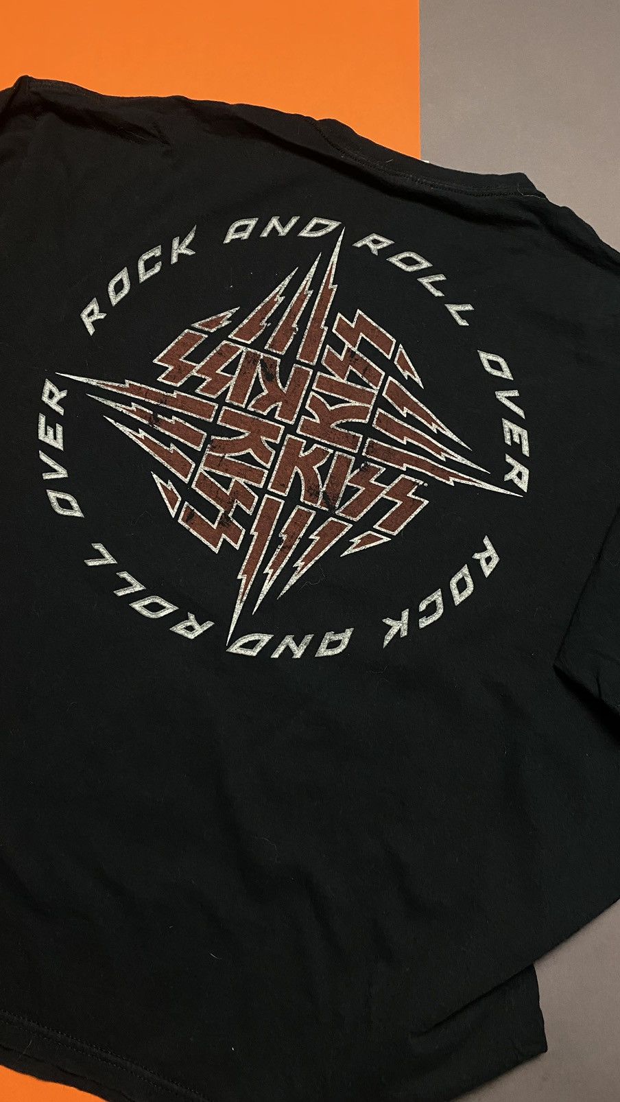 Band Tees Vintage Kiss T-shirt Rock and Roll over Size US XL / EU 56 / 4 - 6 Thumbnail