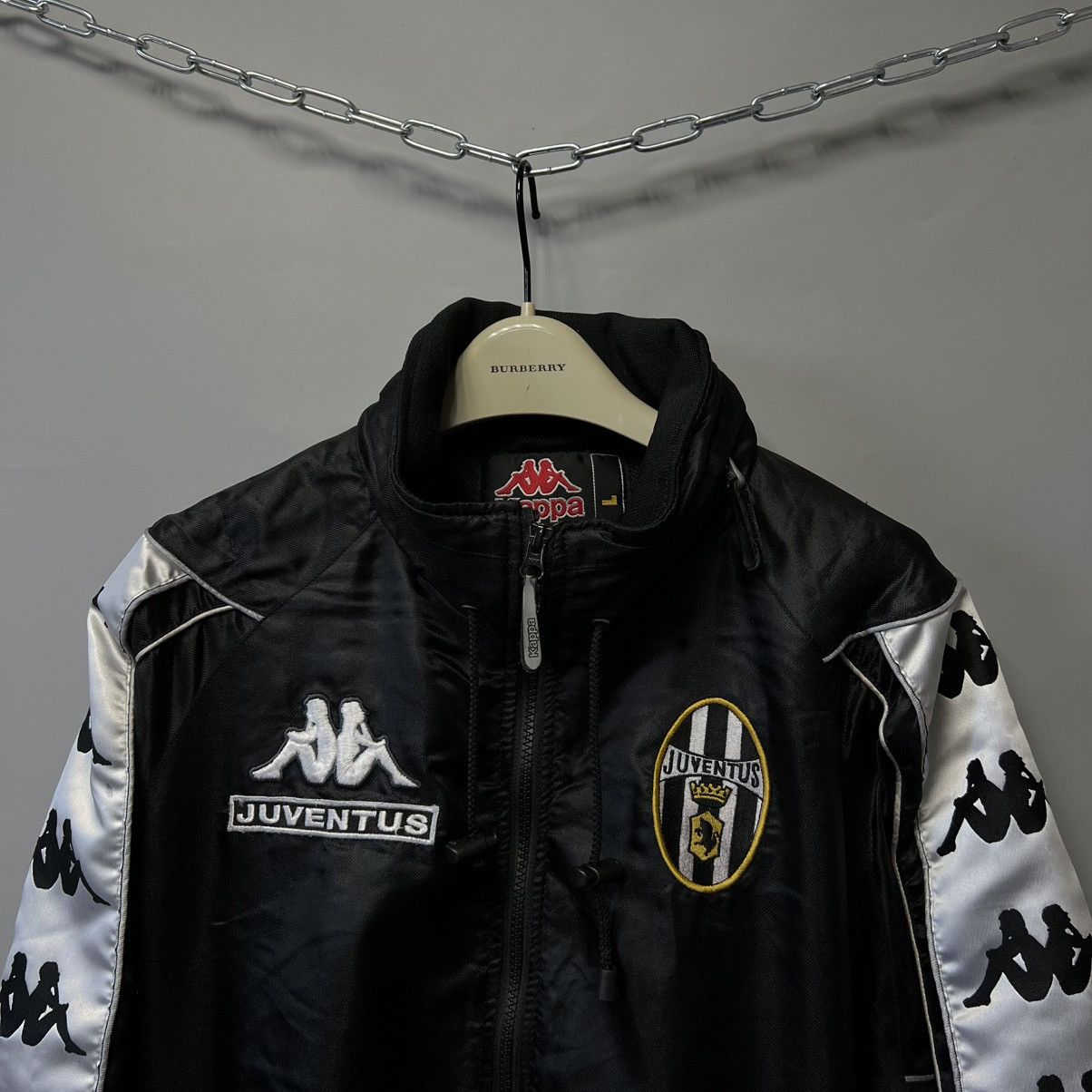 Kappa Vintage 90s Kappa F.C Juventus Zip Up Jacket RARE size L Size US L / EU 52-54 / 3 - 6 Thumbnail