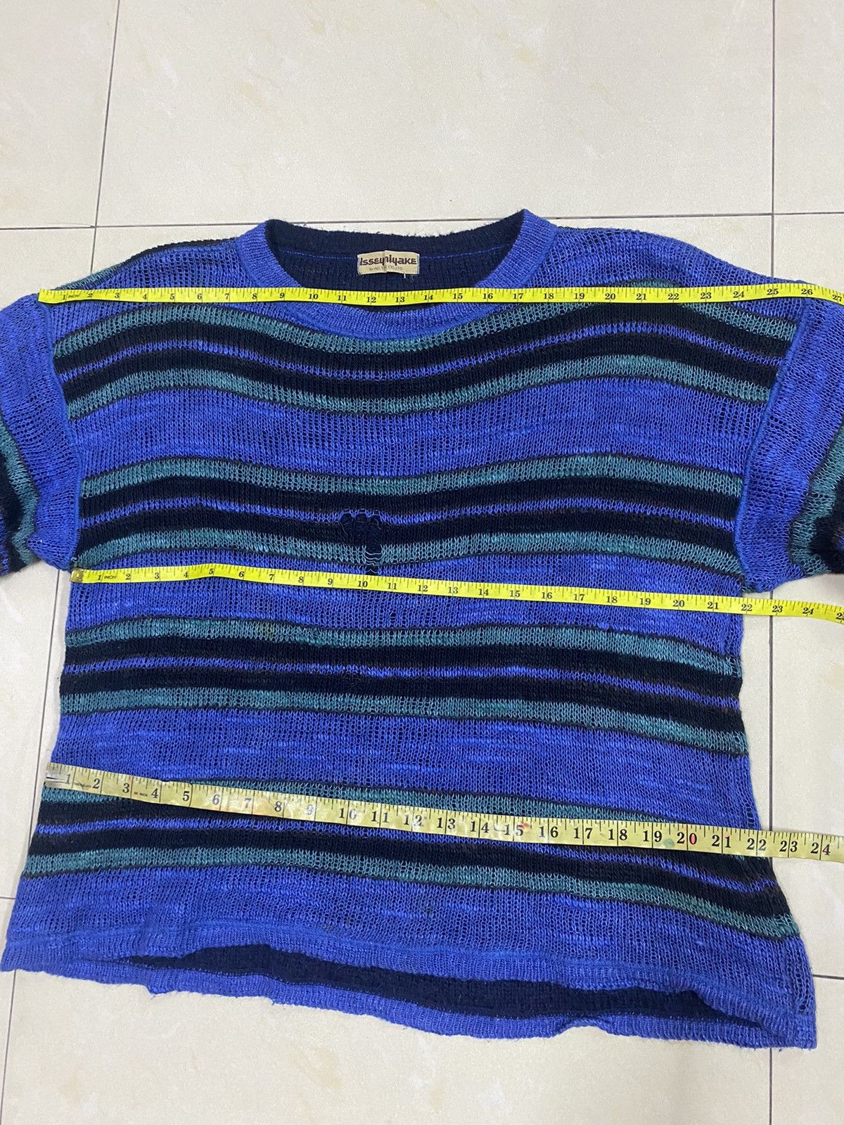 Issey Miyake × Vintage Vintage Issey Miyake Ripped Knit Sweater Size US M / EU 48-50 / 2 - 13 Thumbnail