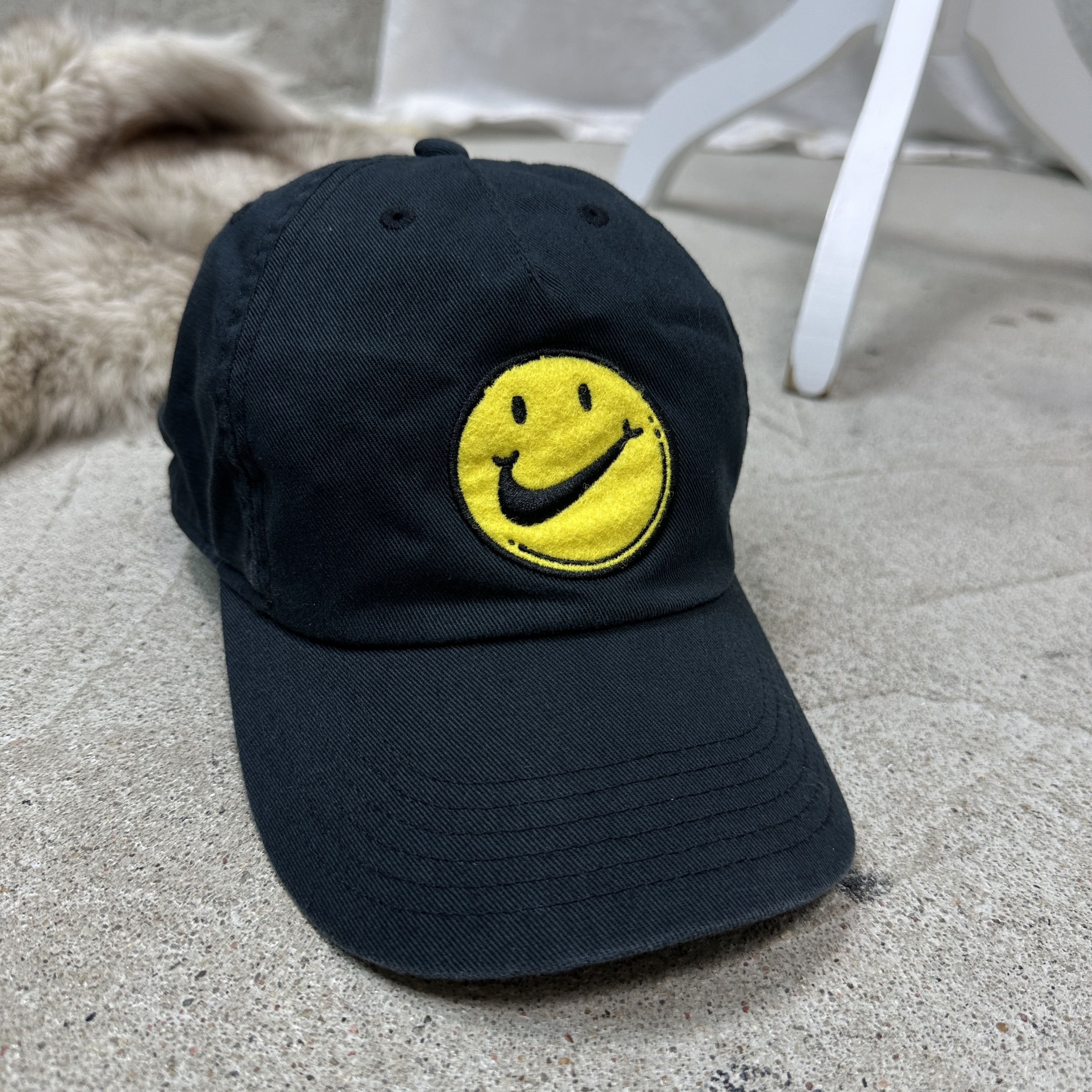 Nike Vintage Sporty Streetwear Skater Nike Smiley Face Cap Y2K Size ONE SIZE - 5 Thumbnail