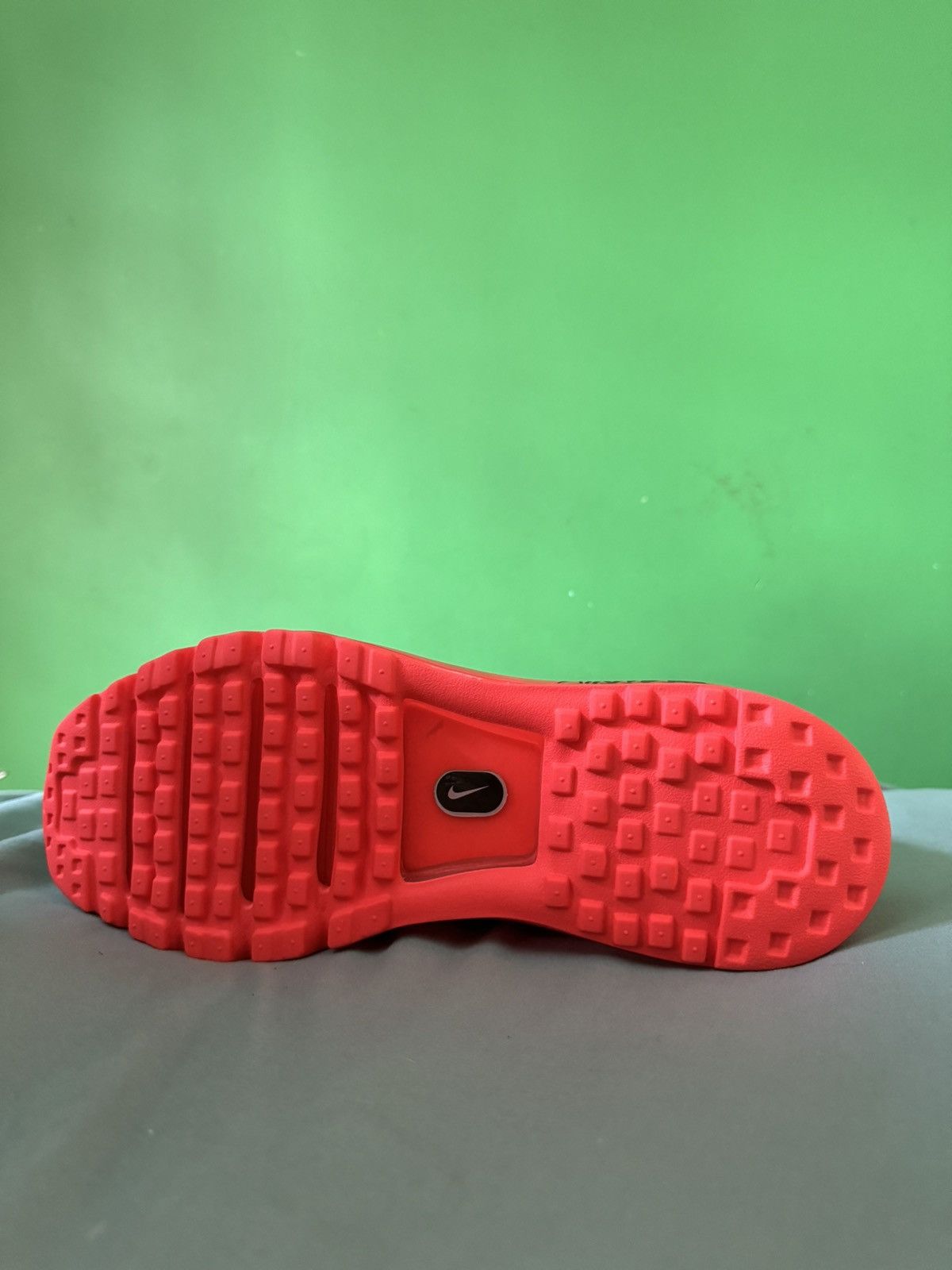 Nike Nike Air Max 2017 Size US 11 / EU 44 - 4 Thumbnail