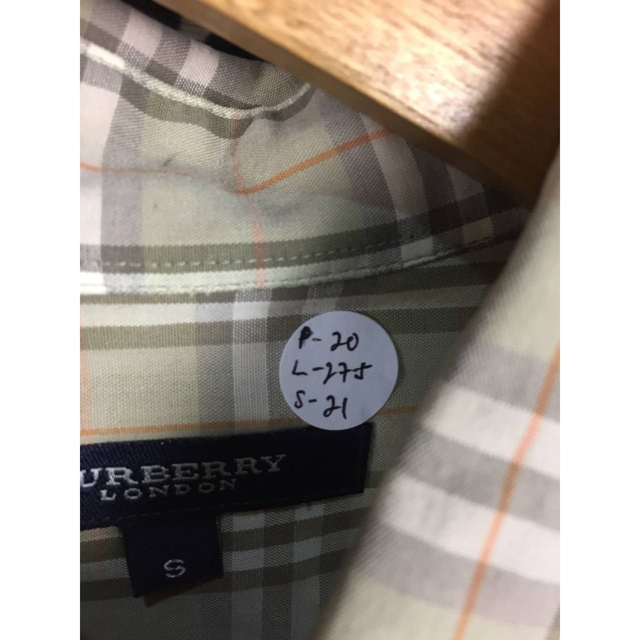 Burberry Burberry London Plaid Button Down Long Sleeve Shirt Size US S / EU 44-46 / 1 - 11 Thumbnail