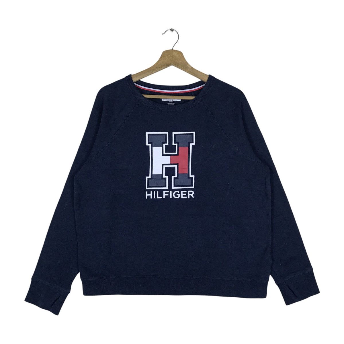 Tommy Hilfiger Vintage Tommy Hilfiger Spell Out Pullover Jumper Sweatshirt Size US L / EU 52-54 / 3 - 1 Thumbnail
