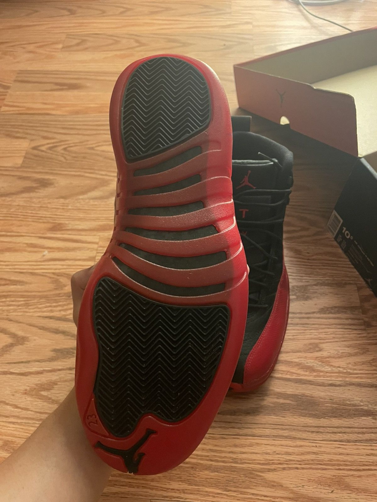 Jordan Brand Flue Game Jordan 12 2015 Size US 10.5 / EU 43-44 - 4 Thumbnail