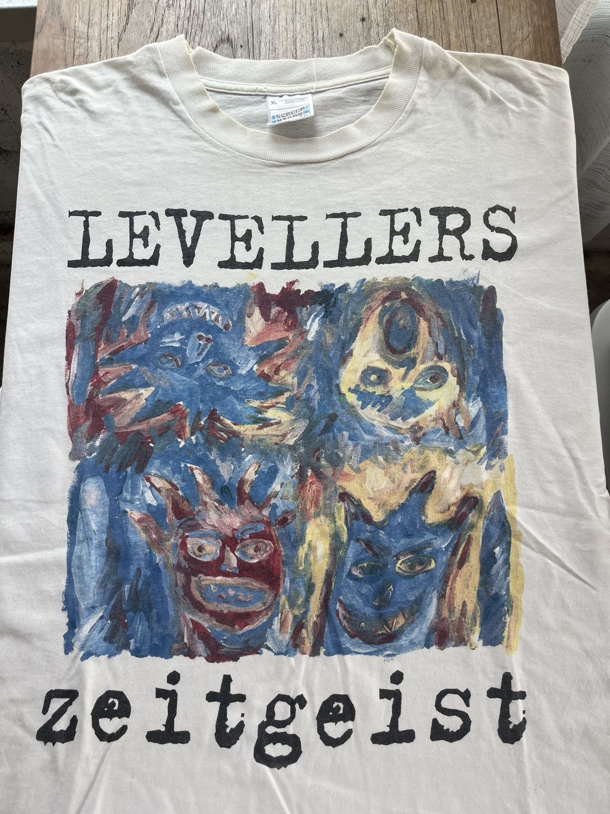 Band Tees × Vintage Vintage LEVELLERS Zeitgeist Total Chaos 95/96 Band Tshirt Size US XL / EU 56 / 4 - 4 Thumbnail
