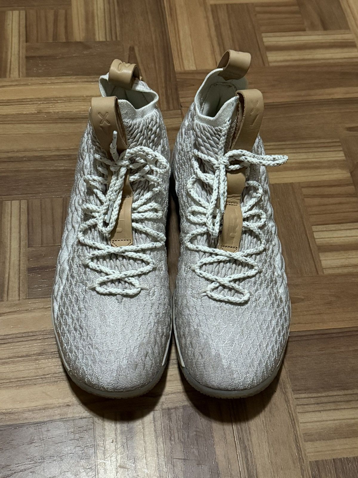 Nike Nike LeBron 15 Ghost Size US 11 / EU 44 - 3 Thumbnail