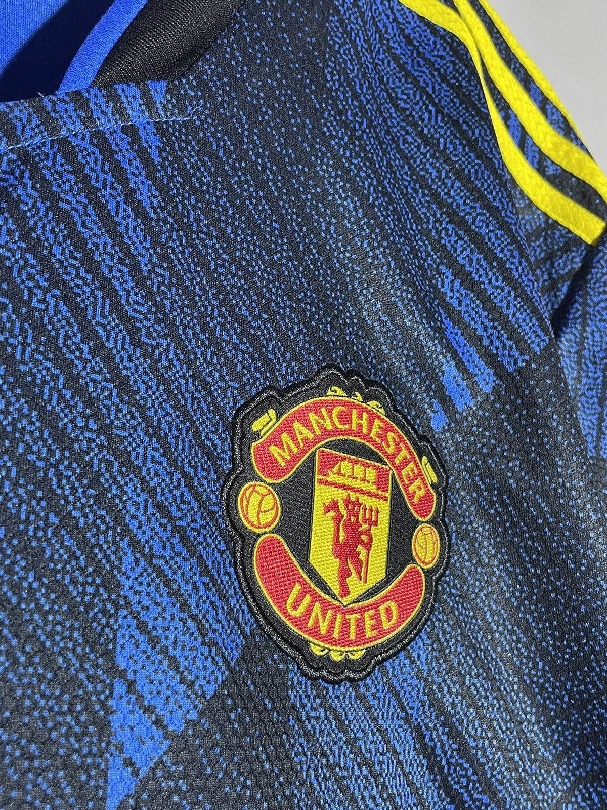 Adidas Manchester United 2021/22 Third Y2k Blokecore Football Shirt Size US XXL / EU 58 / 5 - 4 Thumbnail