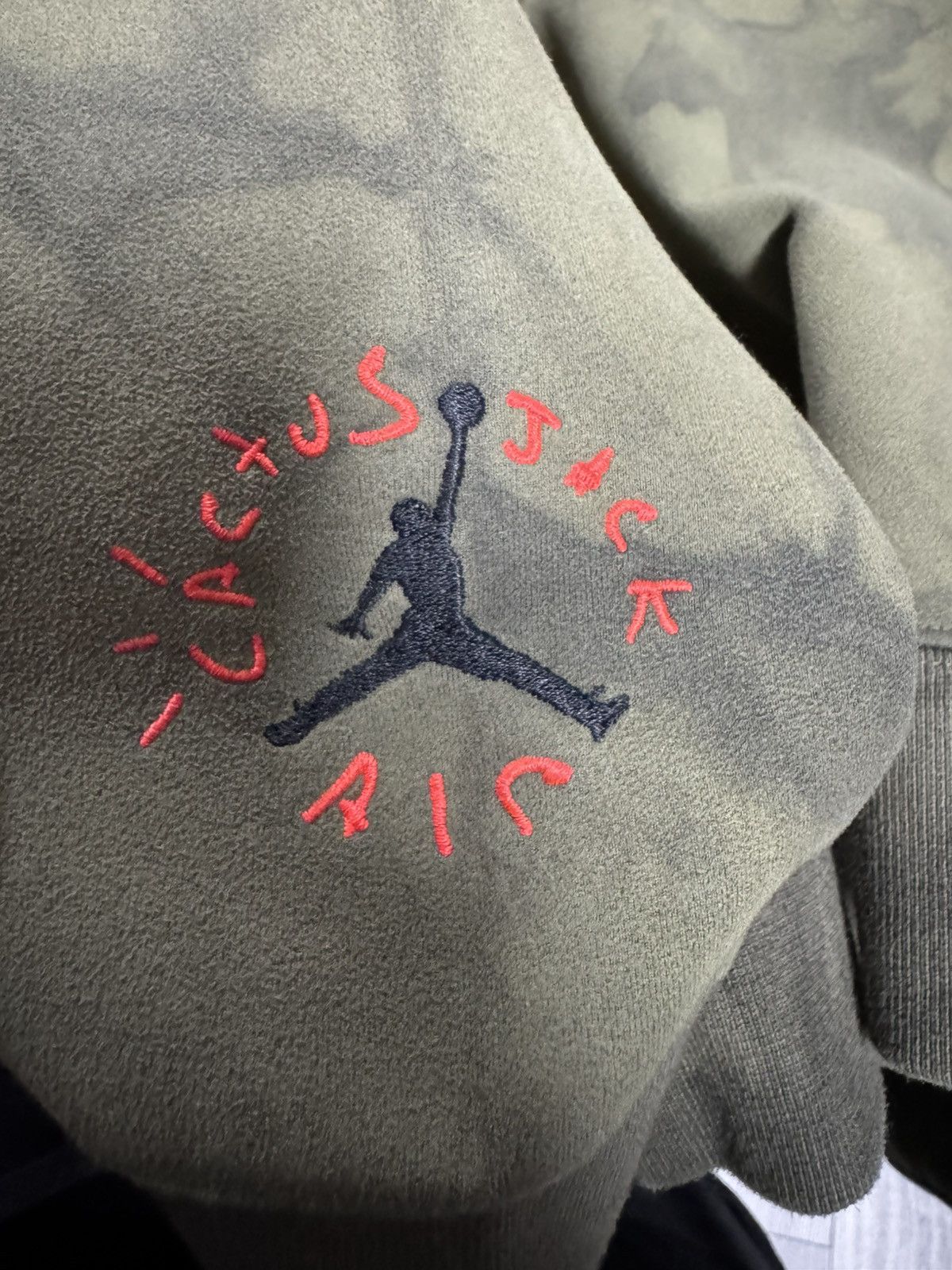 Jordan Brand × Travis Scott Travis Scott Jordan Washed Suede Hoodie Size US M / EU 48-50 / 2 - 3 Thumbnail