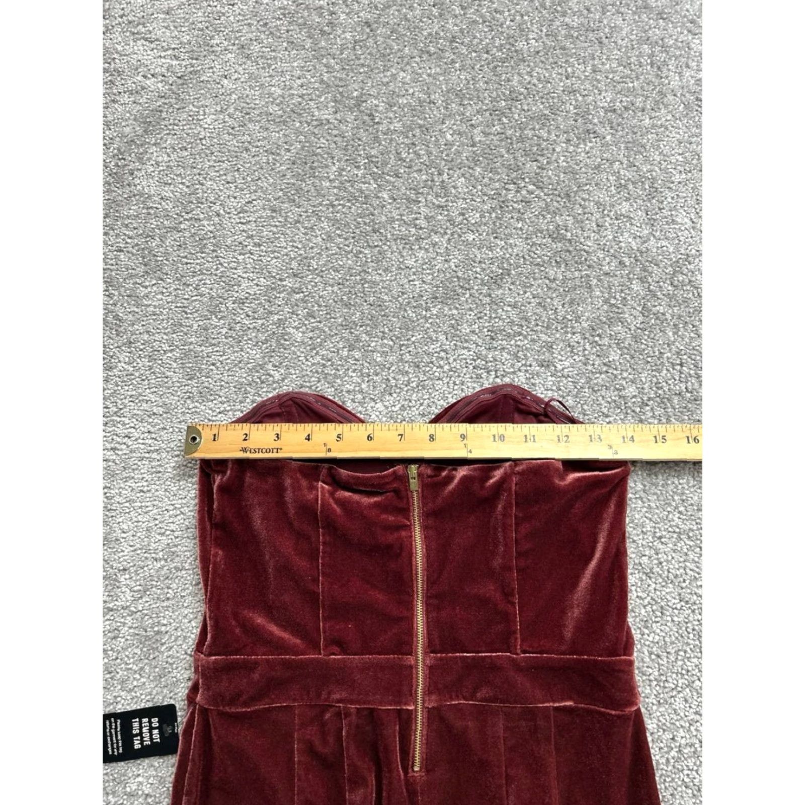 Express Express Velvet Jumpsuit Women 8 Petite Red Velvet Jumpsuit Stretch Strapless Sweetheart Neck New Size 30" / US 8 / IT 44 - 7 Thumbnail