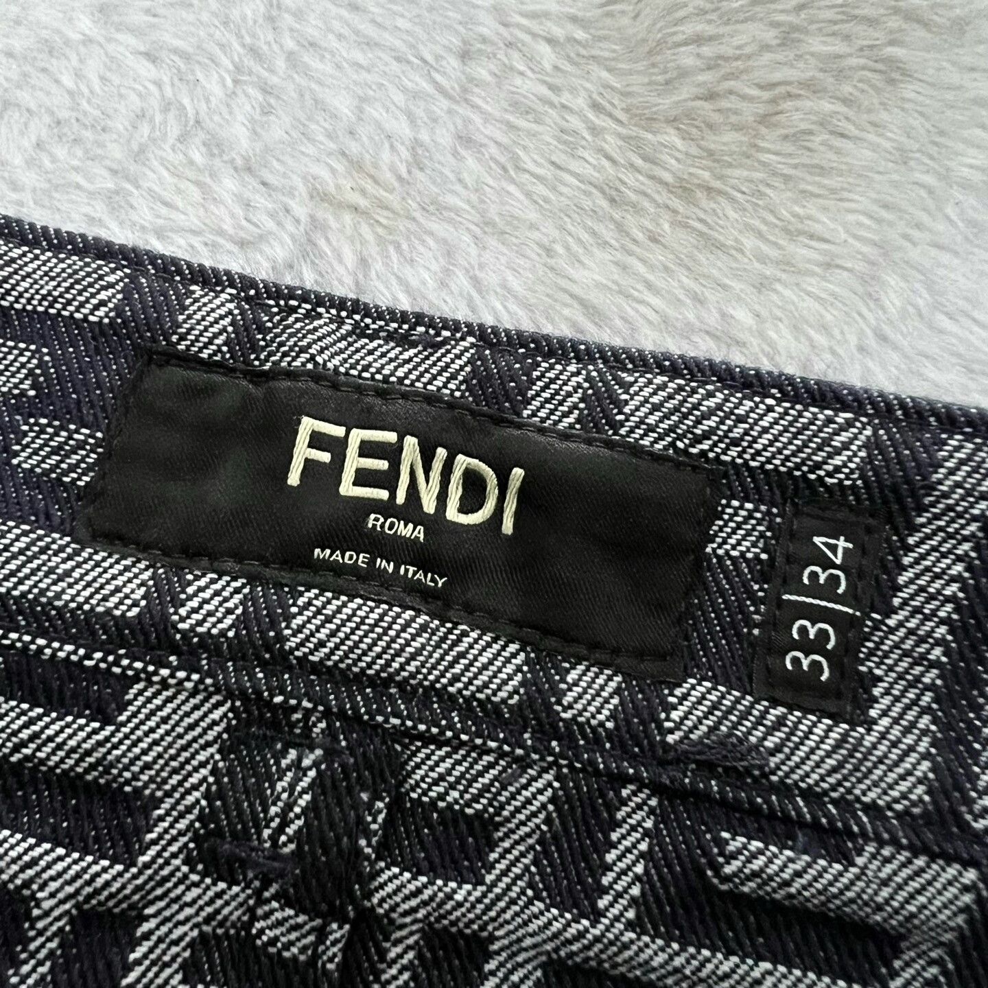 Fendi FENDI Monogram FF Fringe Shorts Size US 33 - 4 Thumbnail