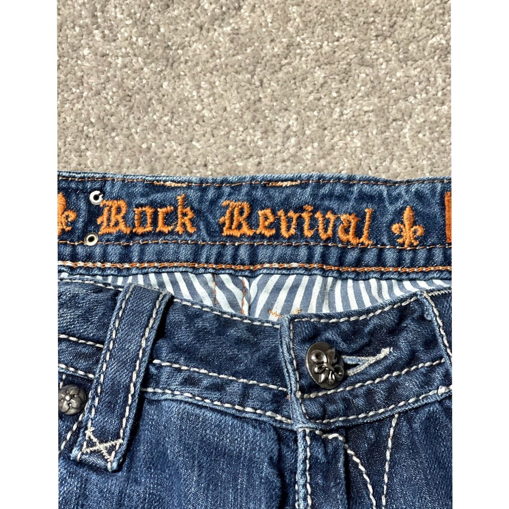 Vintage Rock Revival Jeans 29 Noelle Y2K Western Moto Americana Rockabilly Bootcut Denim 5-Pocket Womens Regular Size 29 Blue Solid Studded Button Zip Size 29" - 6 Thumbnail